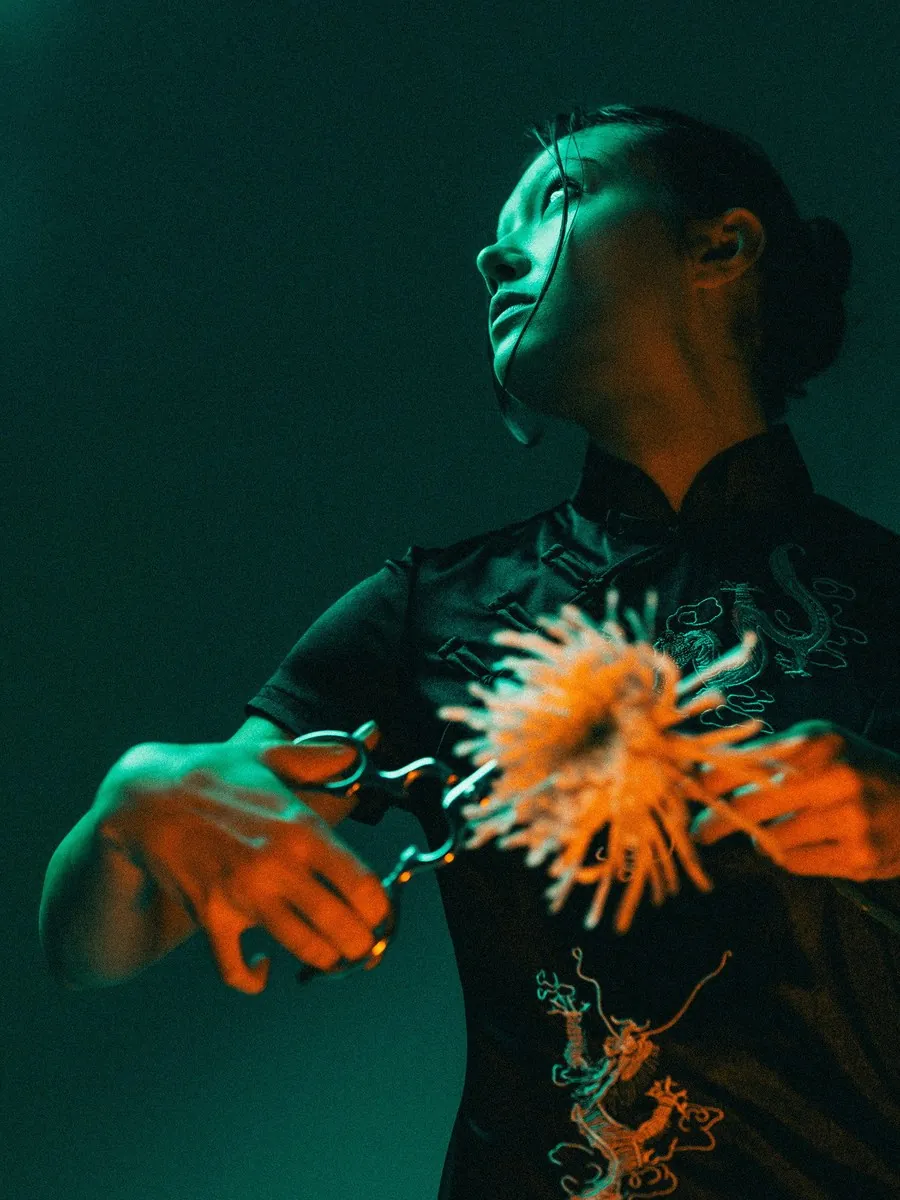 Electric Bloom: frame 5