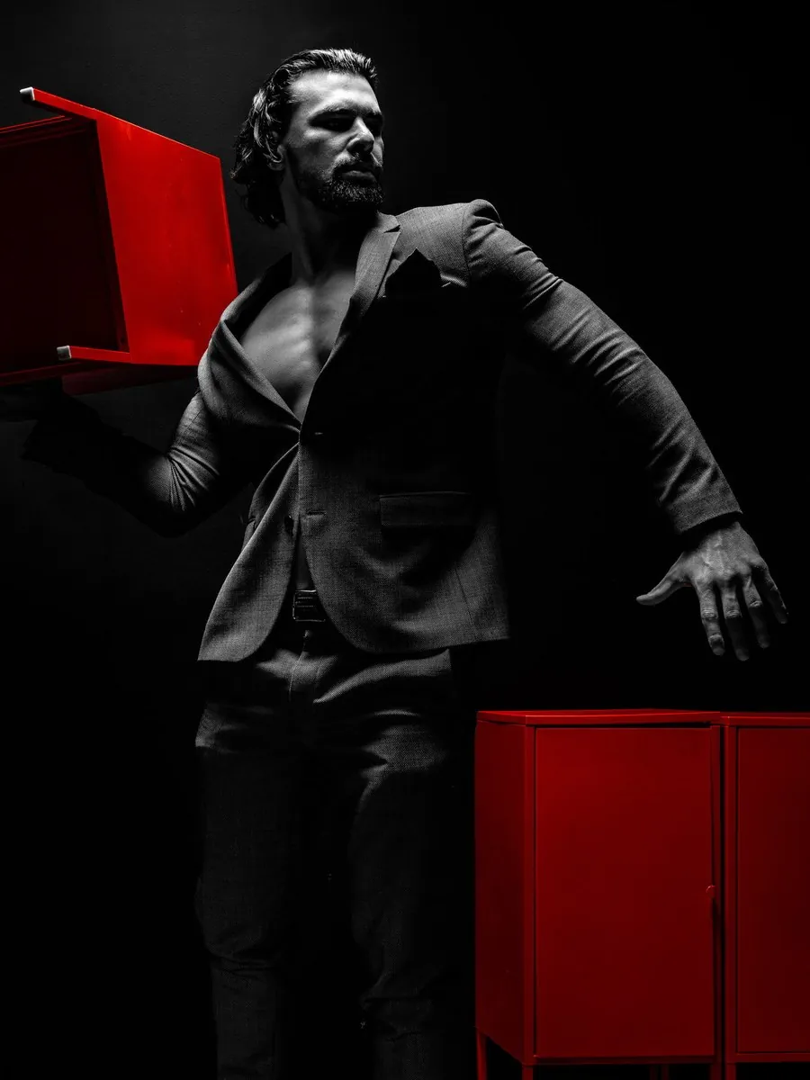 Fashion Noir: frame 6