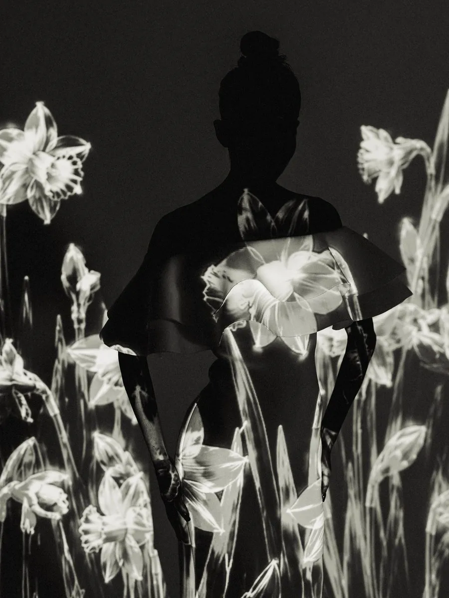 Invisible Garden: frame 6
