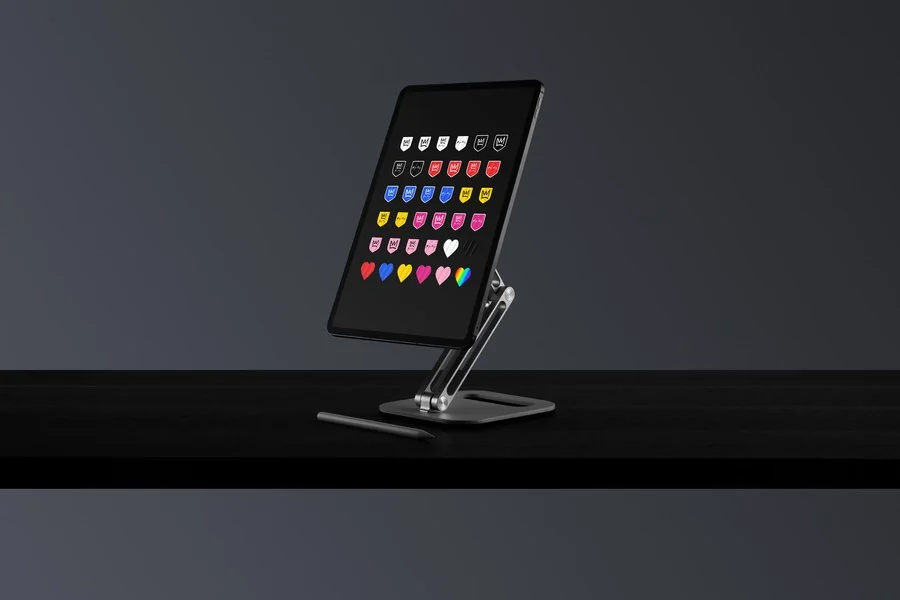 Stickers and emoji: frame 4